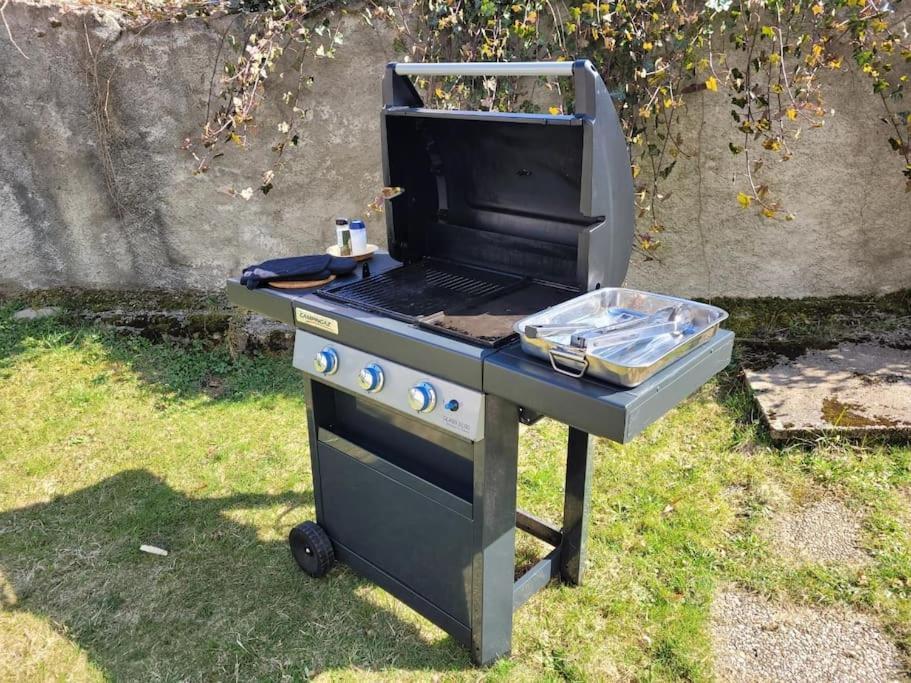Gite Bruyere, 2 A 5 Personnes Avec Salle De Jeux Et Spa Dans La Residence 방트롱 외부 사진