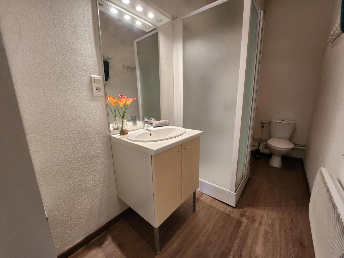 Gite Bruyere, 2 A 5 Personnes Avec Salle De Jeux Et Spa Dans La Residence 방트롱 외부 사진